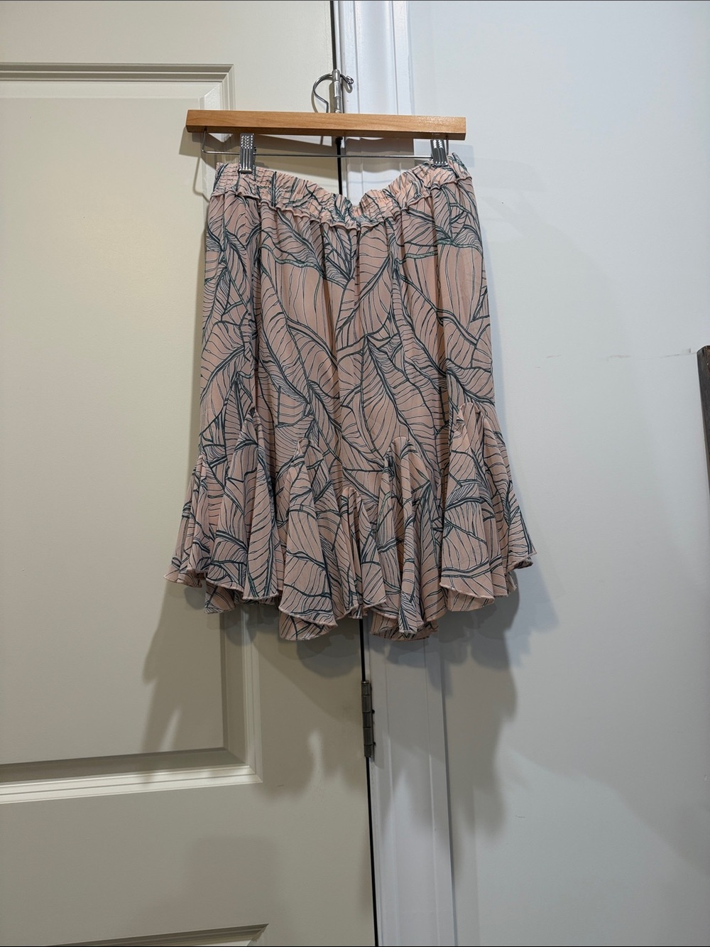 Women's Pink Leaf-Print Circle Skirt with Ruffle Hem